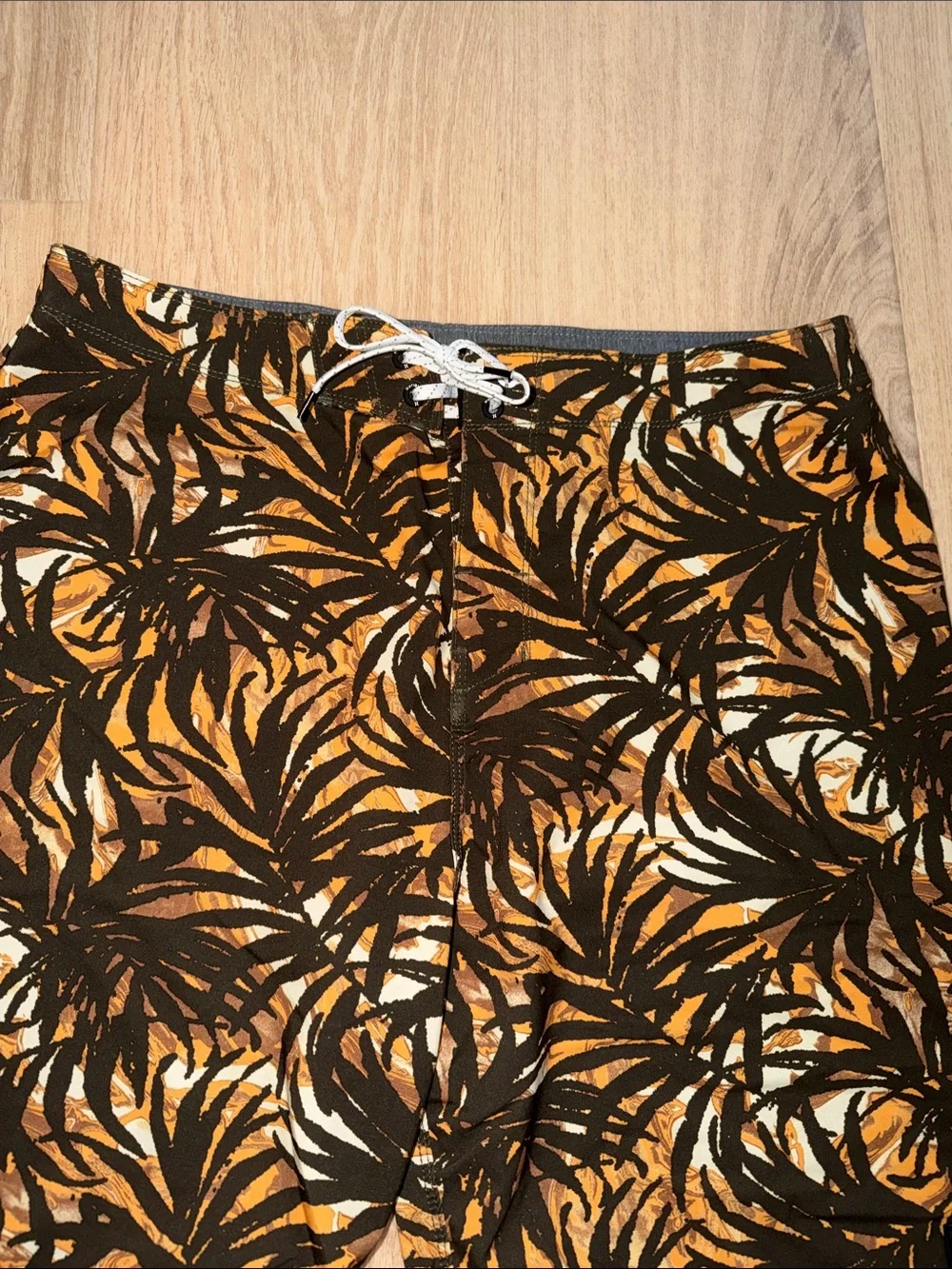Hurley Orange and Black Palm-Print Swim Shorts size 34”